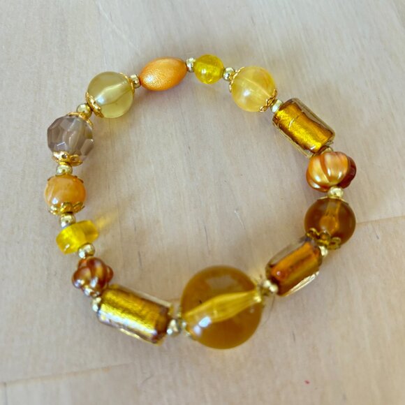 Charming Combination of Ochre and Gold Beaded Bracelets  (4) - Picture 4 of 8